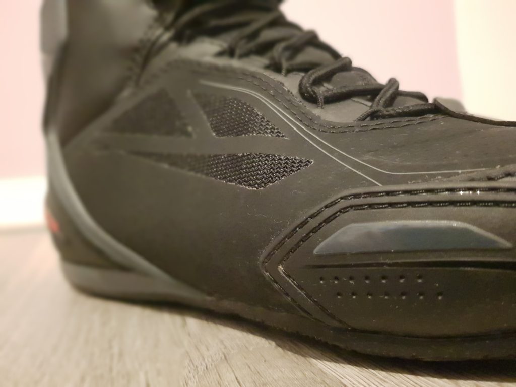 Alpinestars Faster 3 Drystar boots perforations